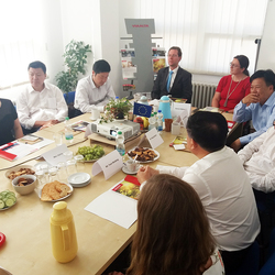 Delegace z provincie Hubei na VIA ALTě Delegace z provincie Hubei na VIA ALTě